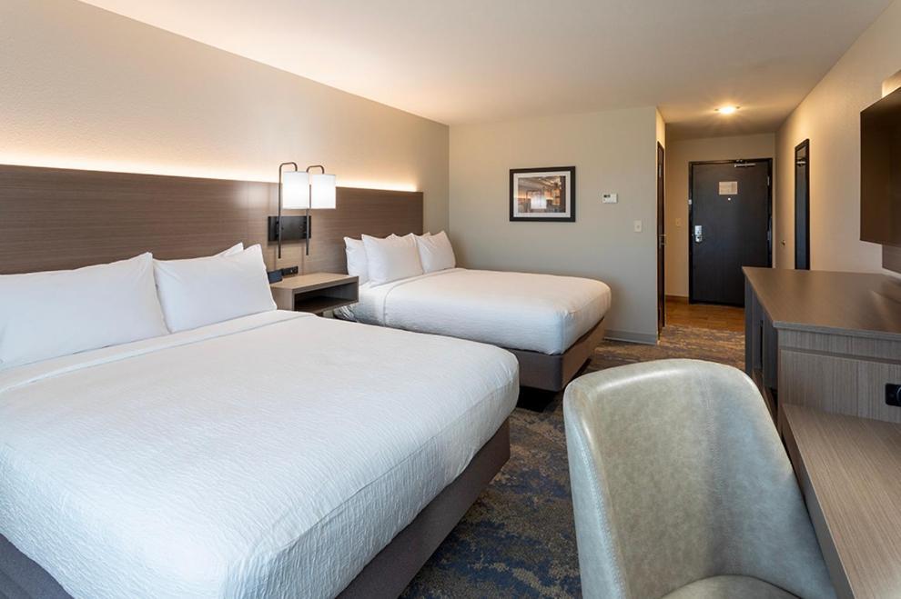 Grandstay Hotel & Suites Algona Bagian luar foto