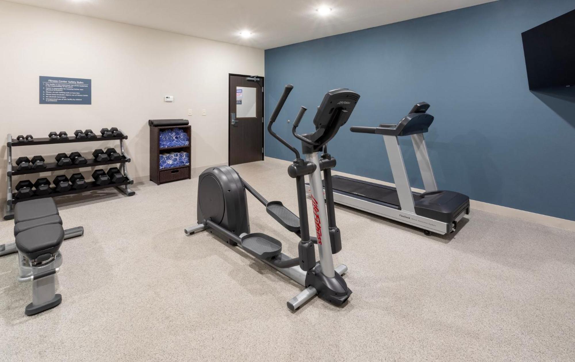 Grandstay Hotel & Suites Algona Bagian luar foto