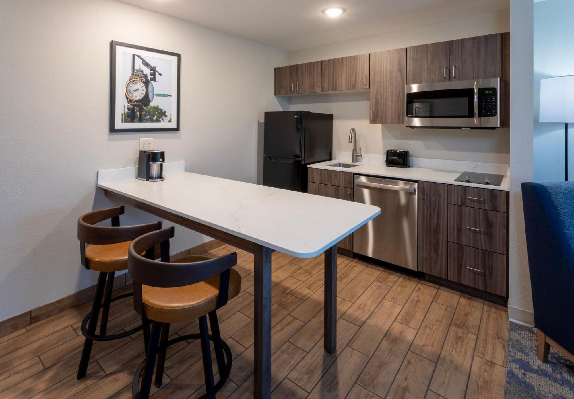 Grandstay Hotel & Suites Algona Bagian luar foto